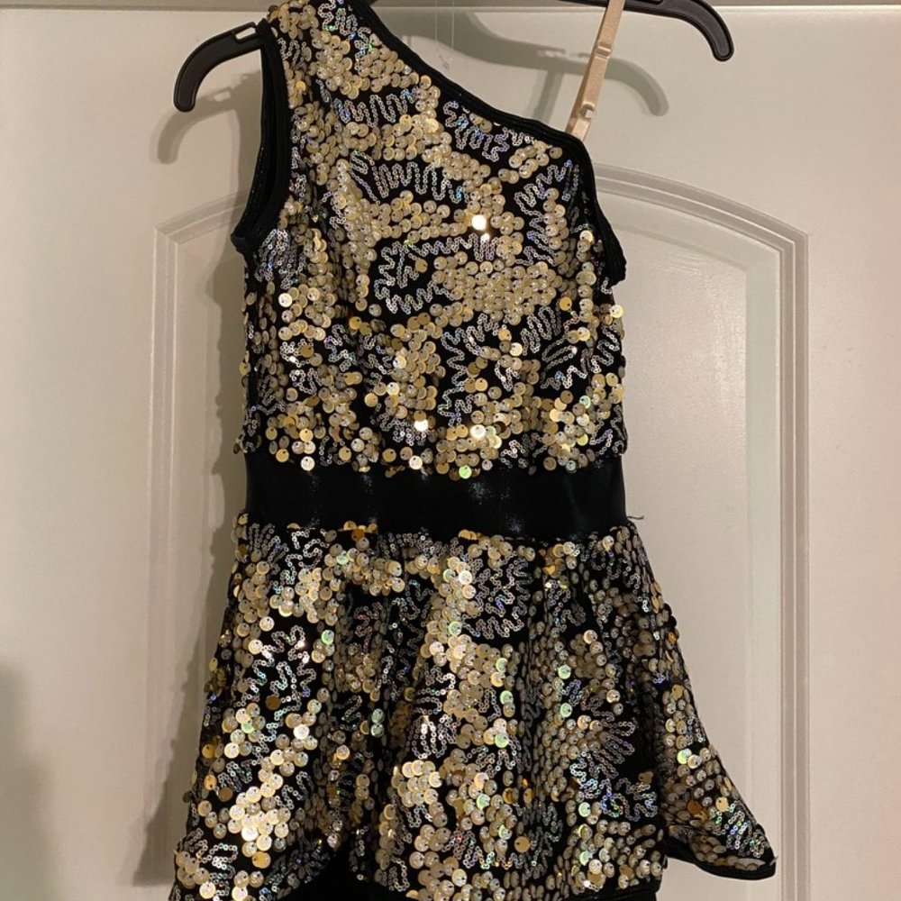 Dance costume